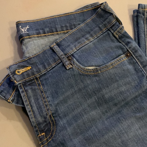 Old Navy The Flirt women’s jeans size 8 - Picture 2 of 6